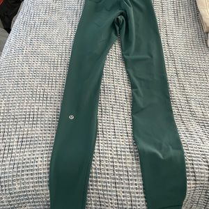 Lululemon limited edition high rise winder under leggings 28” size 2 brand new